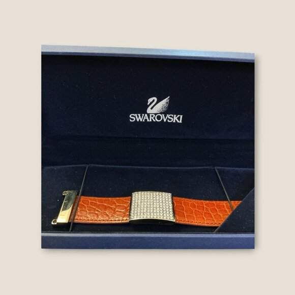 Swarovski Leather & Crystal Pave Bracelet With Magnetic Closure 7” - Picture 1 of 7